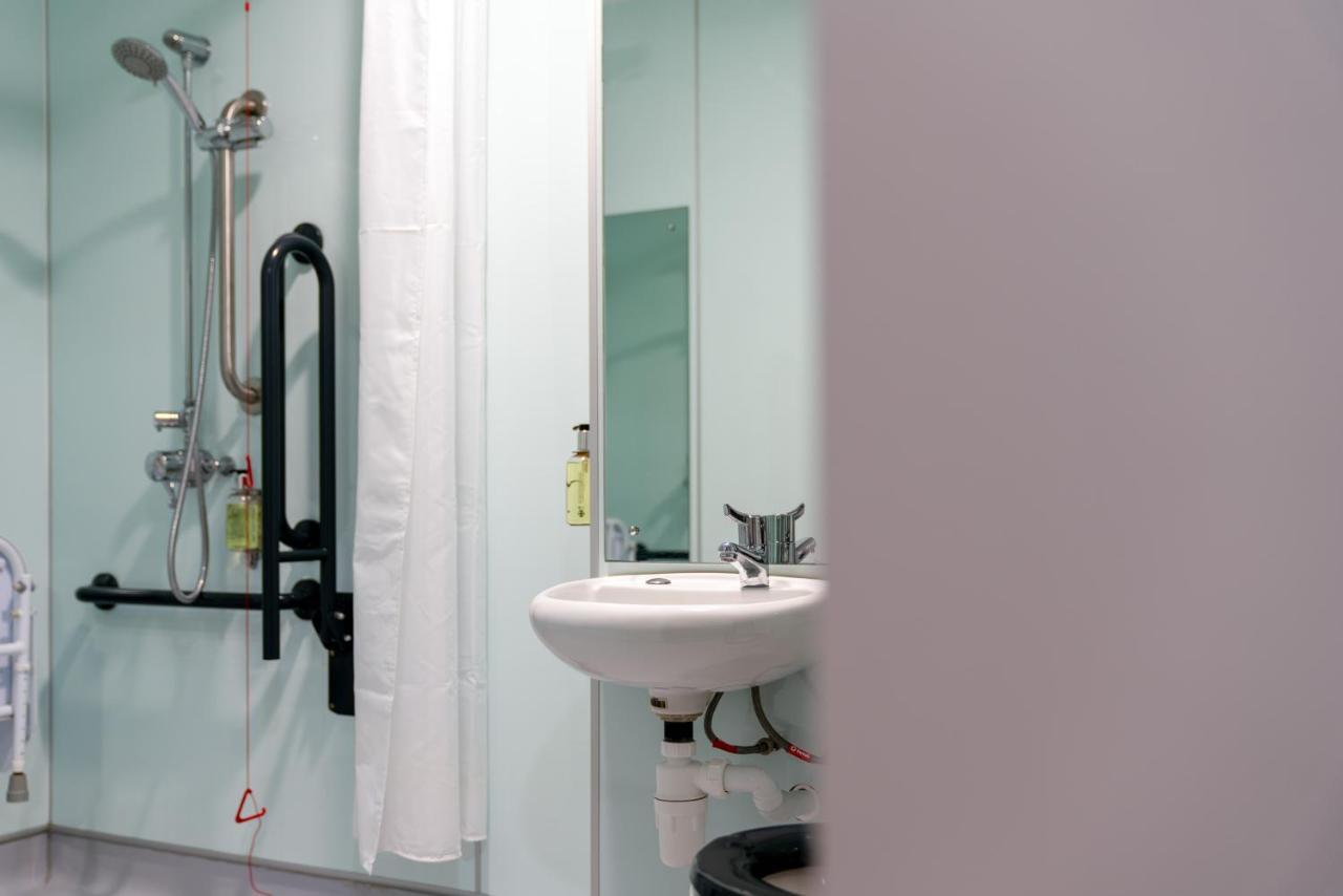 Easyhotel London City Shoreditch Екстериор снимка